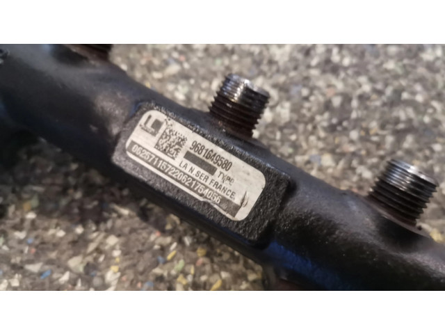 Топливная рампа 9681649580   Citroen C8 2.0  для двигателя RHR