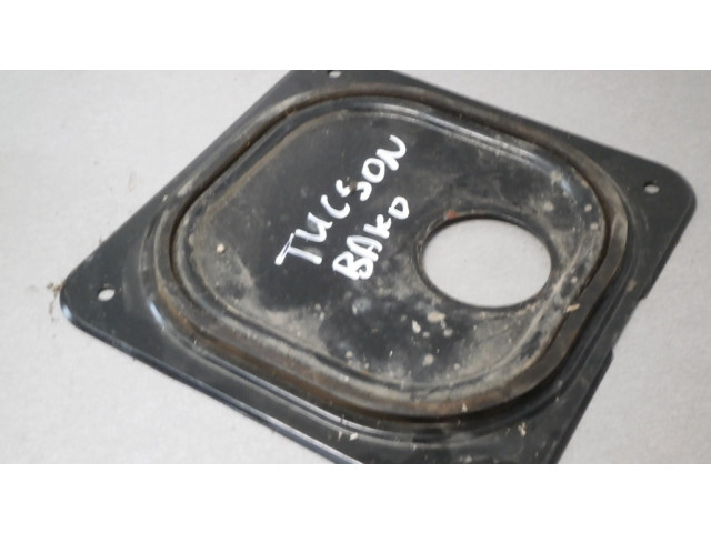 Защита дна топливного бака