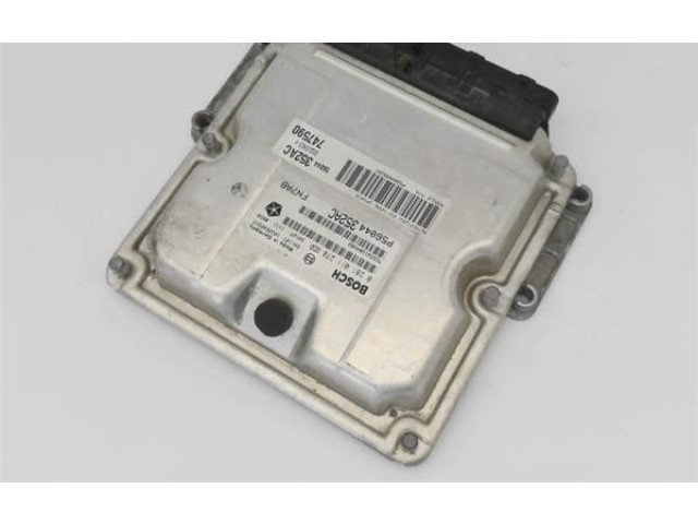 Блок управления двигателя P56044352AC Jeep Cherokee