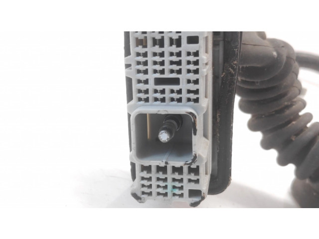 Проводка передних дверей