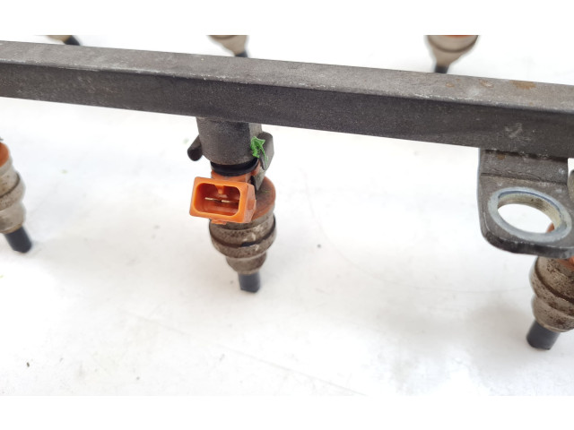 Vstřikovač INP060, BDH182 Chrysler Stratus 6G73