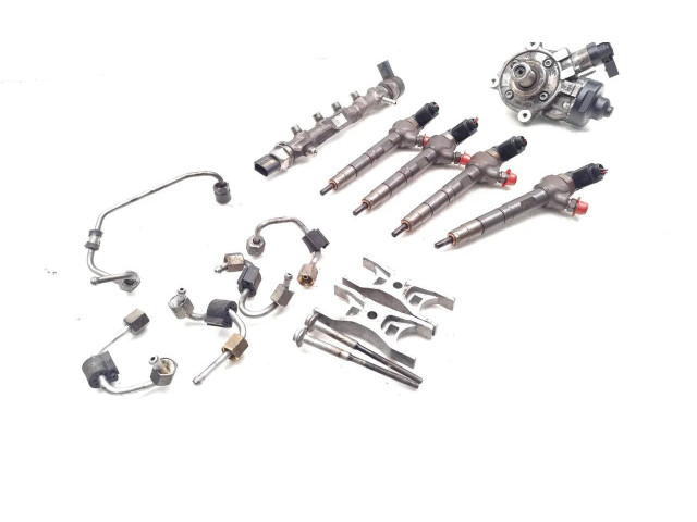 Комплект форсунок 04L130755D, 0445010537 Skoda Octavia Mk3 (5E) CLHA