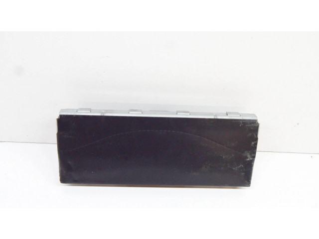 Подушка безопасности для колен 5G1880841 Skoda Octavia Mk3 (5E)