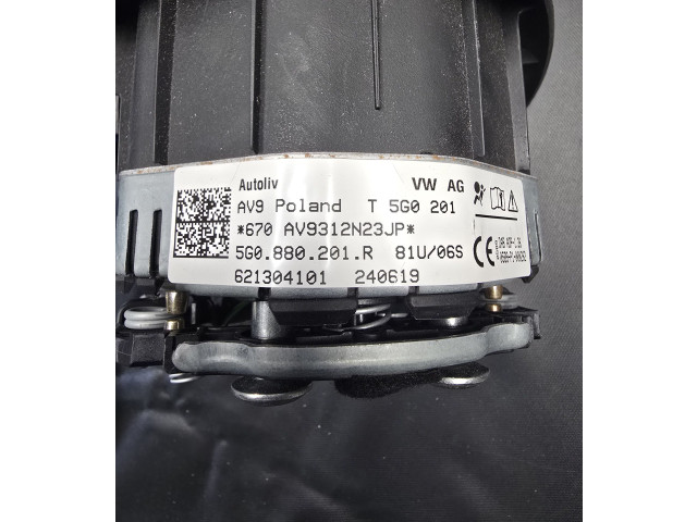 Подушка безопасности водителя 5G0880201, 621304101 Volkswagen Golf VII