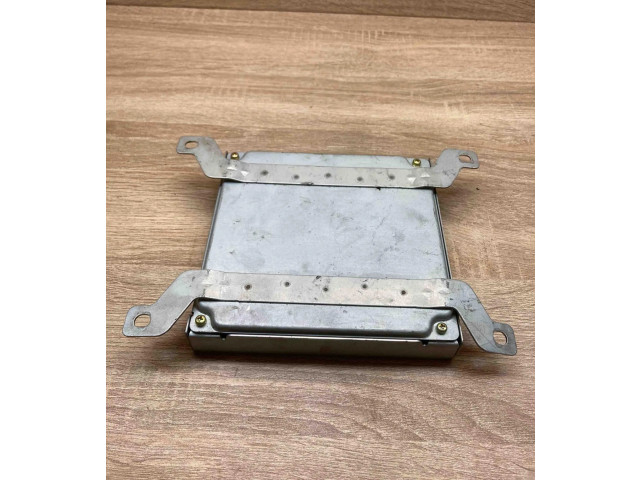 Блок управления двигателем Блок управления FP8818881B, 2797000821 Mazda Premacy