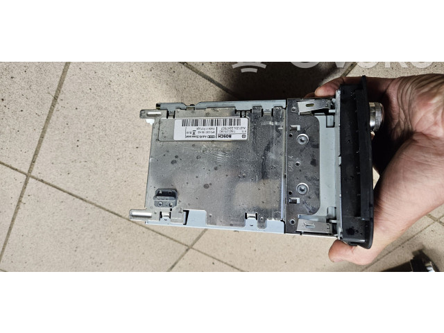 Турбина Радио/ проигрыватель CD/DVD / навигация Audi A3 S3 8P  8P0035186AB, 7640276380         