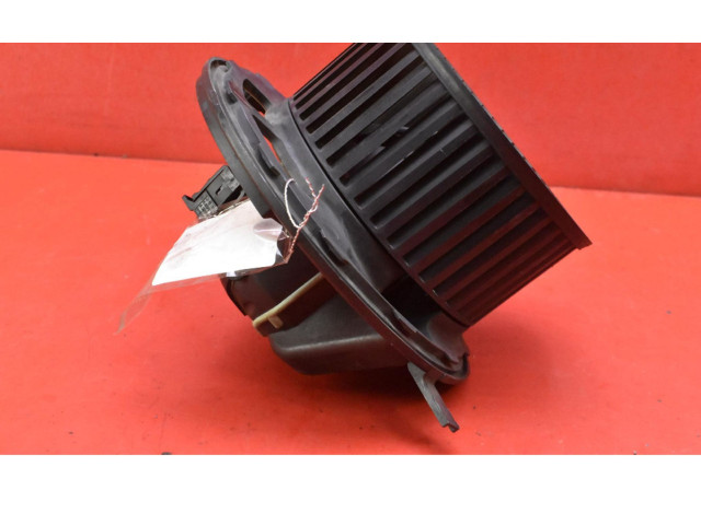 Вентилятор печки       BMW X3 E83