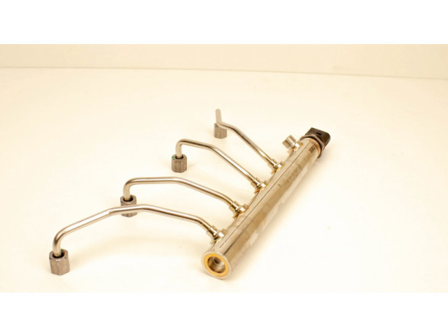 Vstřikovací lišta 7585411 BMW X5 F15 pro benzínový motor 2.0 N20 B20 A