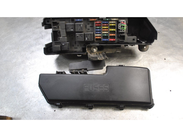 Блок предохранителей       Volvo V70