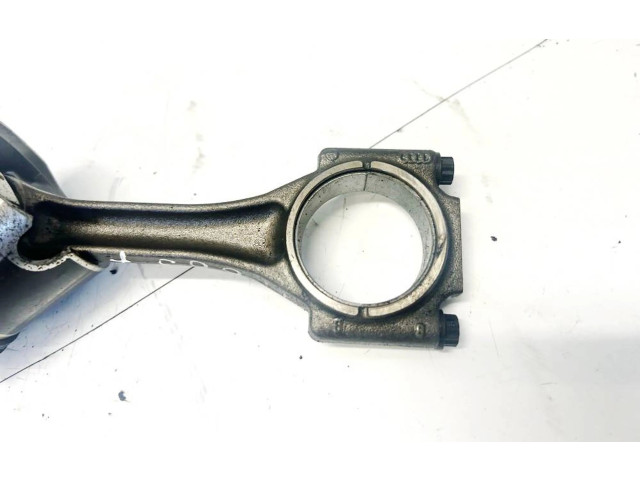  Поршень с шатуном    Skoda Fabia Mk1 (6Y)  