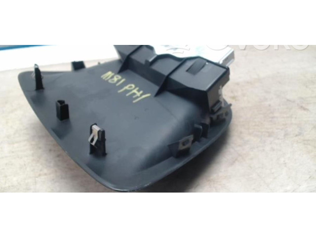 Zámek zadních dveří Renault Clio III 2007