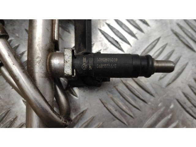 Vstřikovací lišta 06B133681L, 06B133551T Audi A4 S4 B6 8E 8H pro benzínový motor 2.0