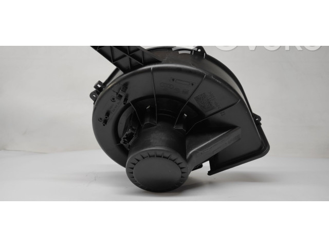 Вентилятор печки 6Q1819015J Audi A1