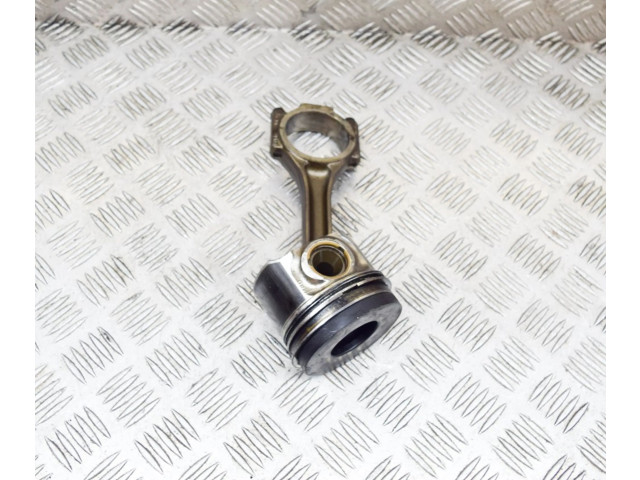 Píst 03G107065J, 038198401D Volkswagen PASSAT B6 pro naftový motor 2.0 BKP