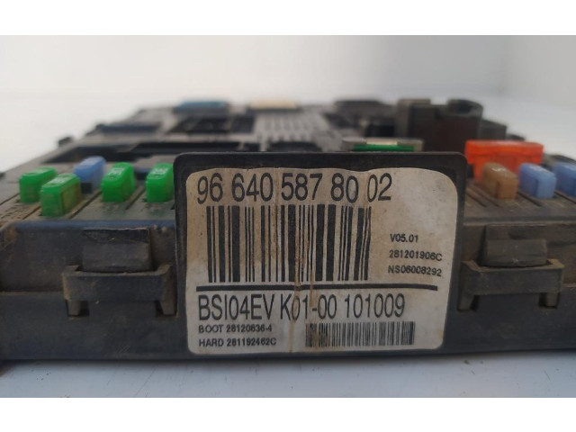   Pojistková skříňka 966405878002, 9664058780   Citroen Berlingo 2010