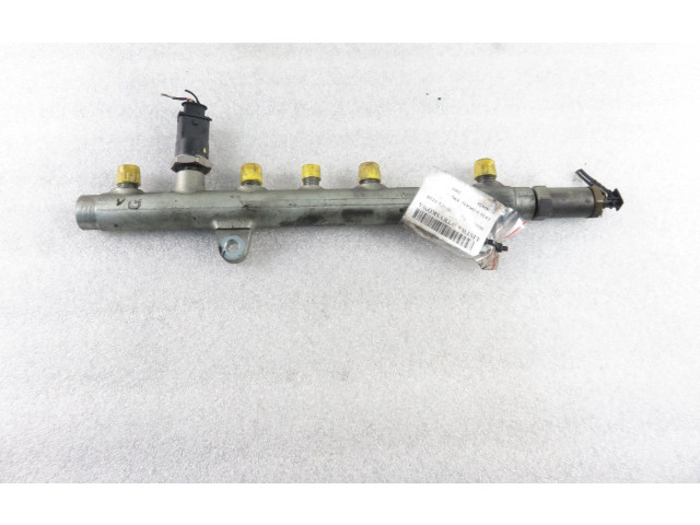 Vstřikovací lišta 8200347176, 0445214024 Mitsubishi Space Star F9Q1