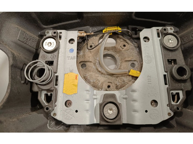 Руль Volkswagen Golf IV 1998 - 2005 года 1J0419091