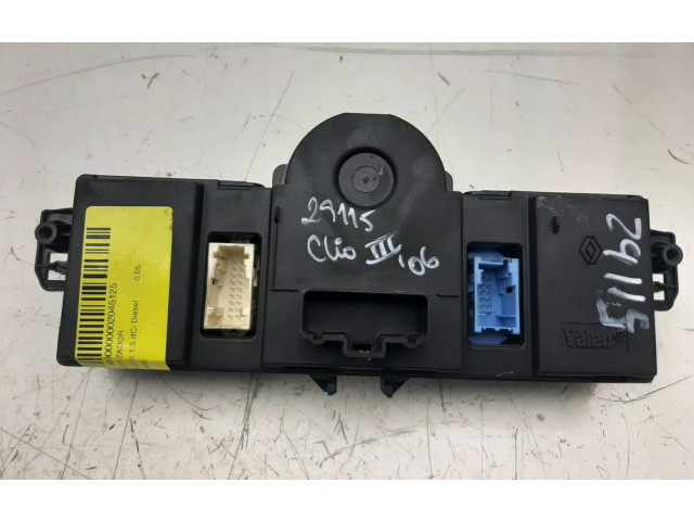 Блок управления климат-контролем 8200296683   Renault Clio III