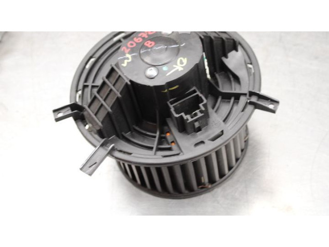 Вентилятор печки K68038189AA Fiat Freemont