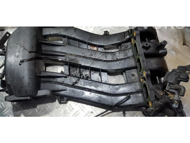 Всасывающий коллектор Volkswagen PASSAT B5.5