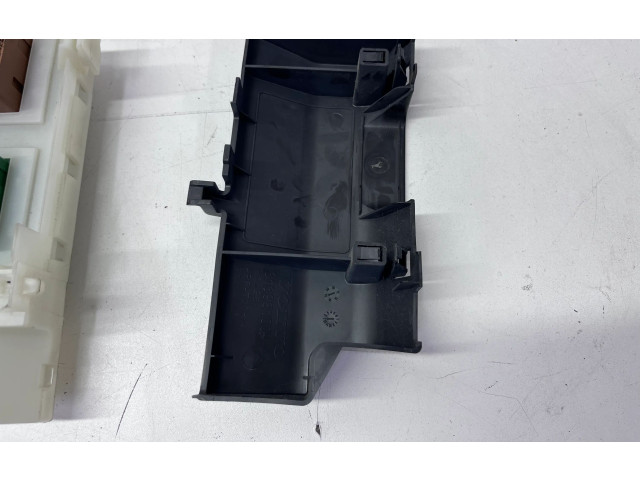 Pojistková skříňka 31327995 Volvo XC60 2015