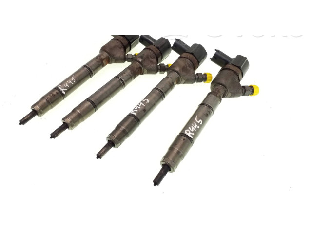 Комплект форсунок 338002A400, 0445110256 Hyundai Getz