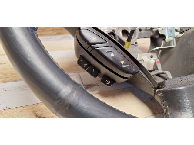 Руль Toyota Corolla Verso E121  2001 - 2004 года 8623013010      