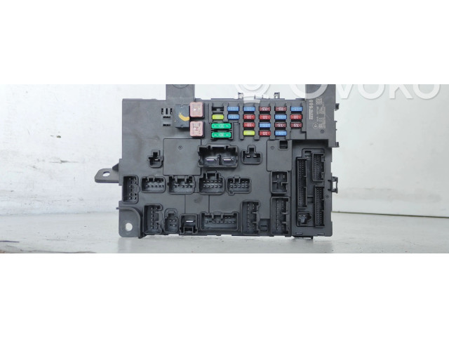 Блок предохранителей 8637B688 Mitsubishi Outlander