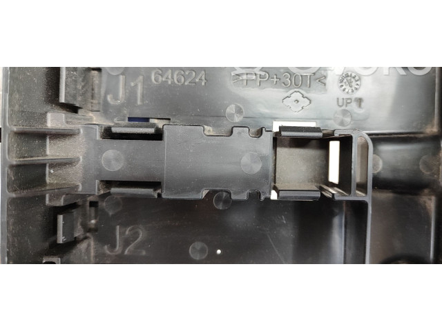 Блок предохранителей  68347011AC, 68347011AC   Jeep Grand Cherokee WL    