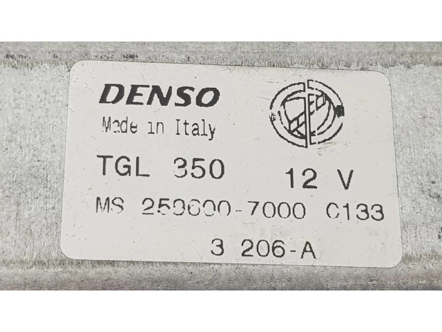 Моторчик заднего дворника 51848464 Lancia Ypsilon