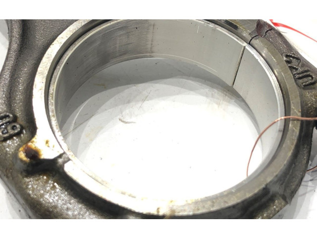 Поршень с шатуном CZD Skoda Octavia Mk3 (5E)