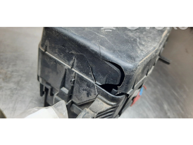 Блок предохранителей     Hyundai Getz    