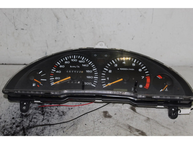 Přístrojová deska Nissan Serena 1991