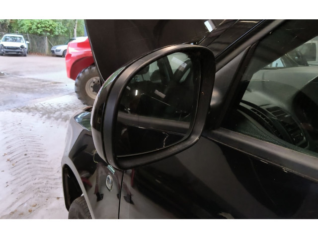 Зеркало электрическое Skoda Fabia Mk2 (5J) 2007 - 2014 года