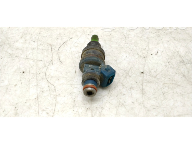 Форсунка INP068 Mitsubishi Colt 4G13