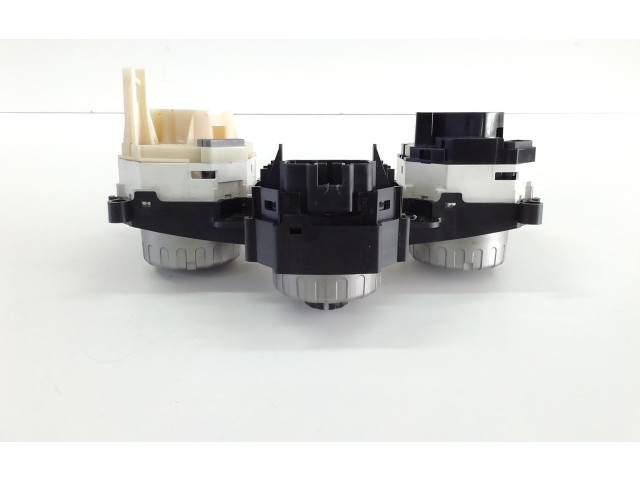 Блок управления климат-контролем 3SZ Daihatsu Terios