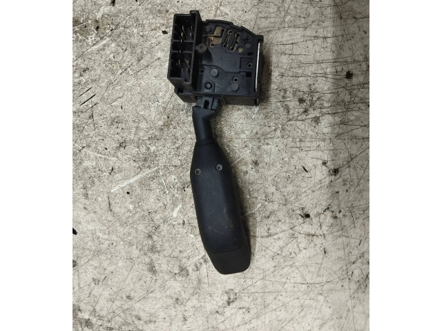 Ручка стеклоочистителей 7700809541A Renault Clio I