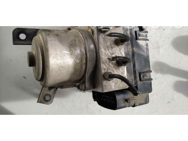 Блок АБС 244601242289   Mitsubishi  Montero   -  года