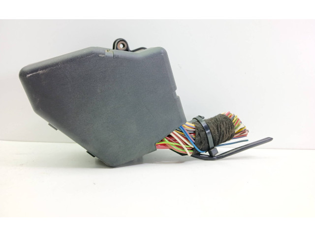 Блок предохранителей Audi A6 S6 C5 4B