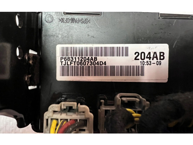 Блок управления P68311204AB Jeep Wrangler