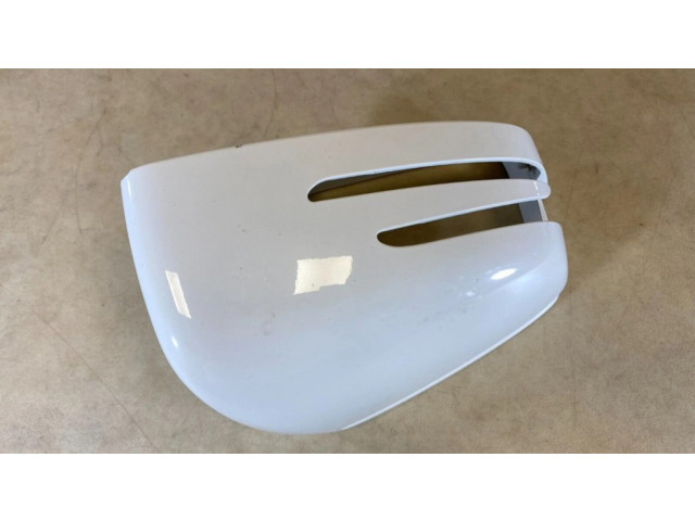 Пластиковая отделка зеркала