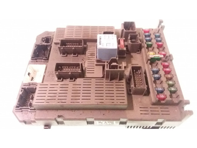 Блок предохранителей 9647448280   Citroen C5    