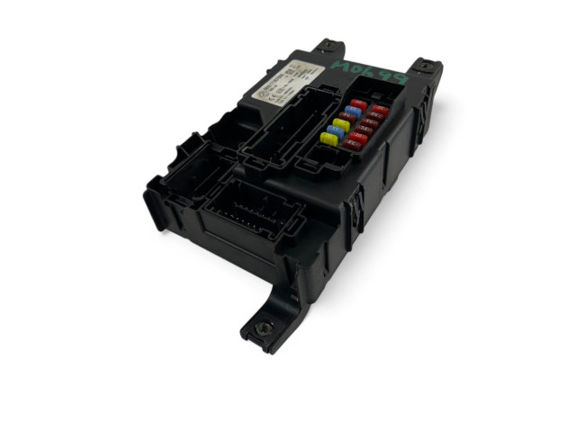 Блок предохранителей 00517187860 Fiat Grande Punto