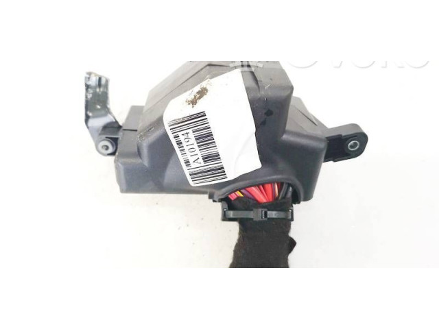 Блок предохранителей     Audi A3 S3 8P    