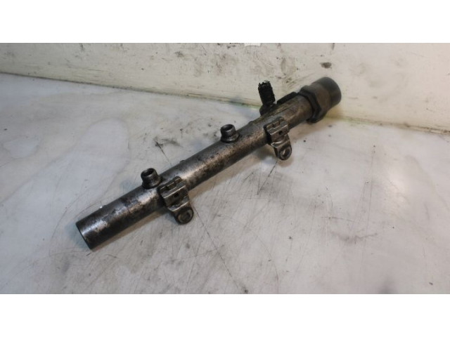 Топливная рампа Audi A6 S6 C6 4F для двигателя ASB