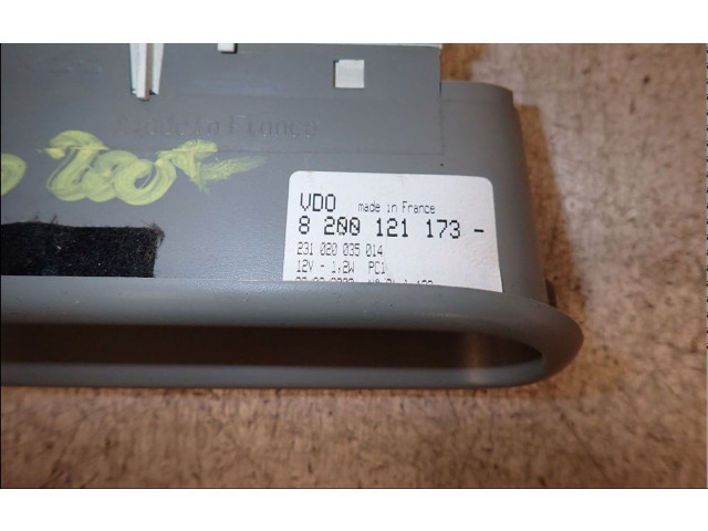 Дисплей    8200121173   Renault Twingo I