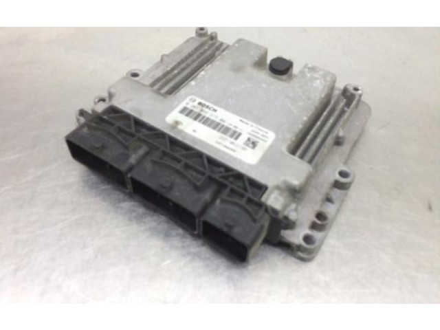 Блок управления двигателя 0281032215, 237106319R Dacia Dokker