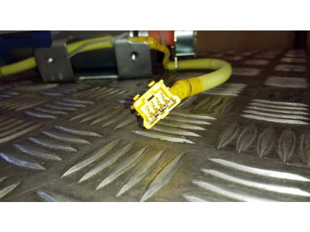 Подушка безопасности пассажира 7030A139 Mitsubishi Pajero