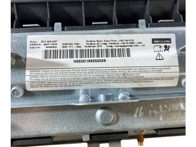 Подушка безопасности для колен 985R15DC0A Infiniti QX30