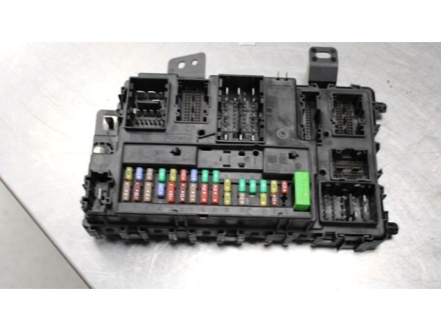 Блок предохранителей    Ford Transit Custom    